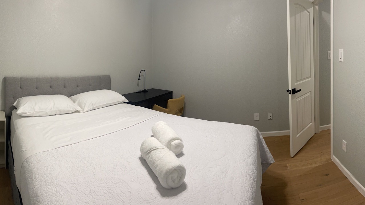 Photo of Bedroom in Fossil Creek