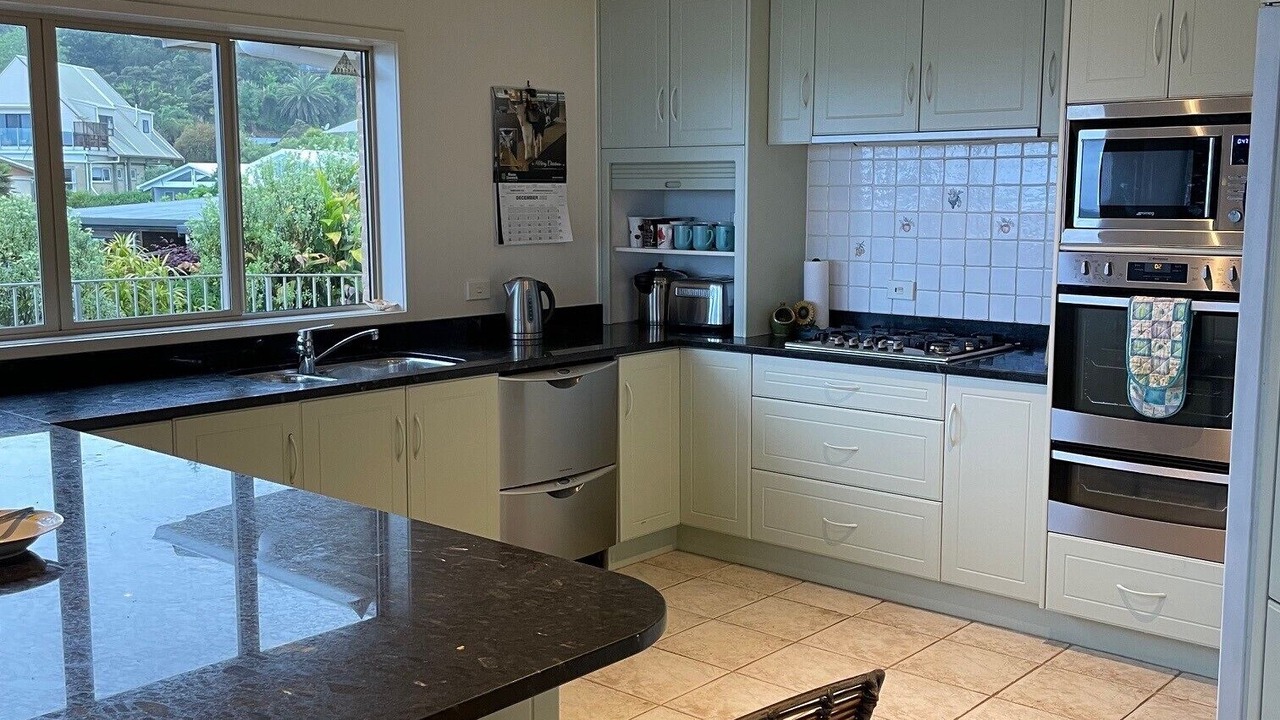 Photo of Kitchen in Coopers Beach