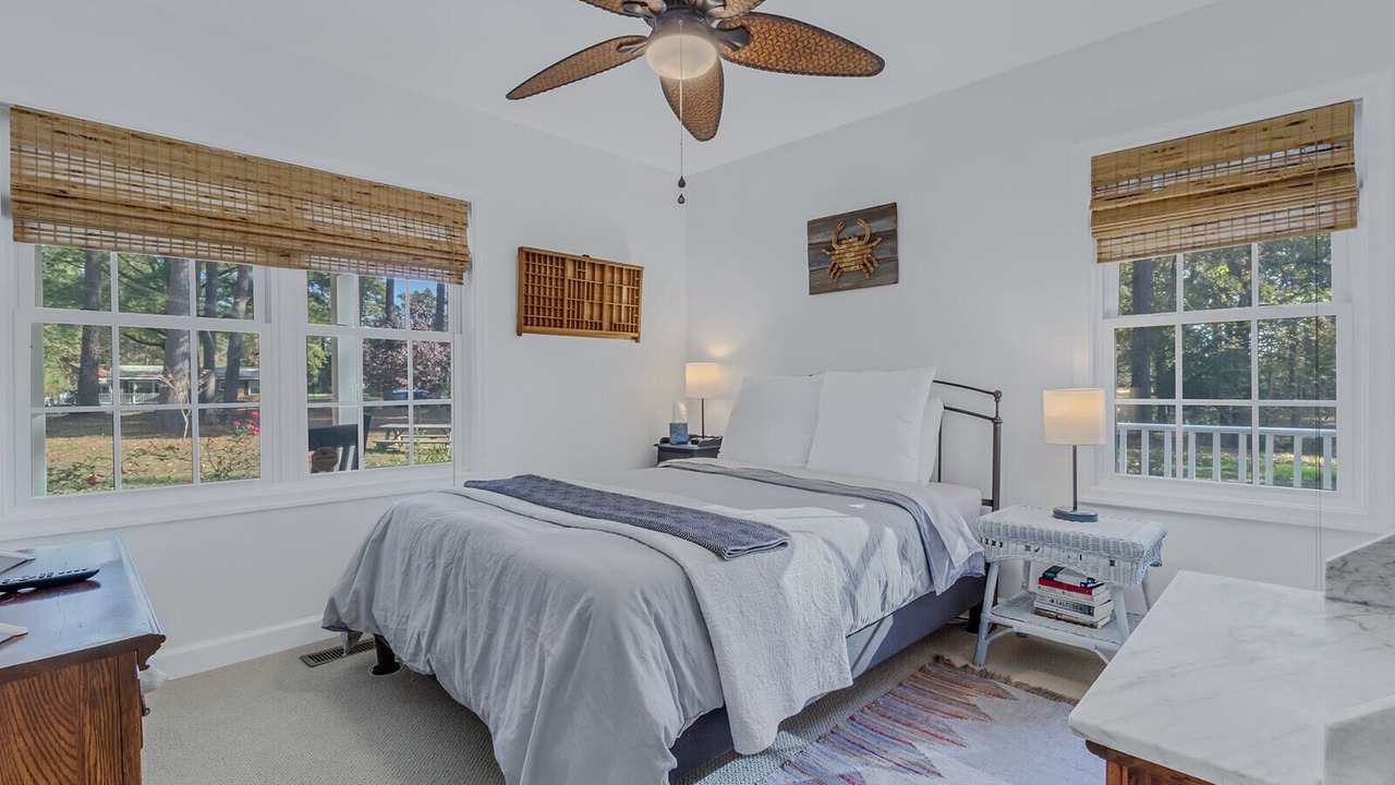 Photo of Bedroom in Weems