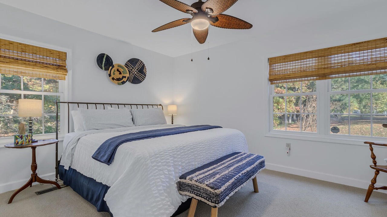 Photo of Bedroom in Weems