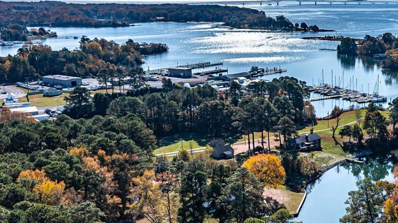 Photo of Outdoor in Weems