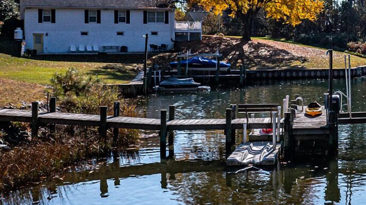 Photo of Others in Weems