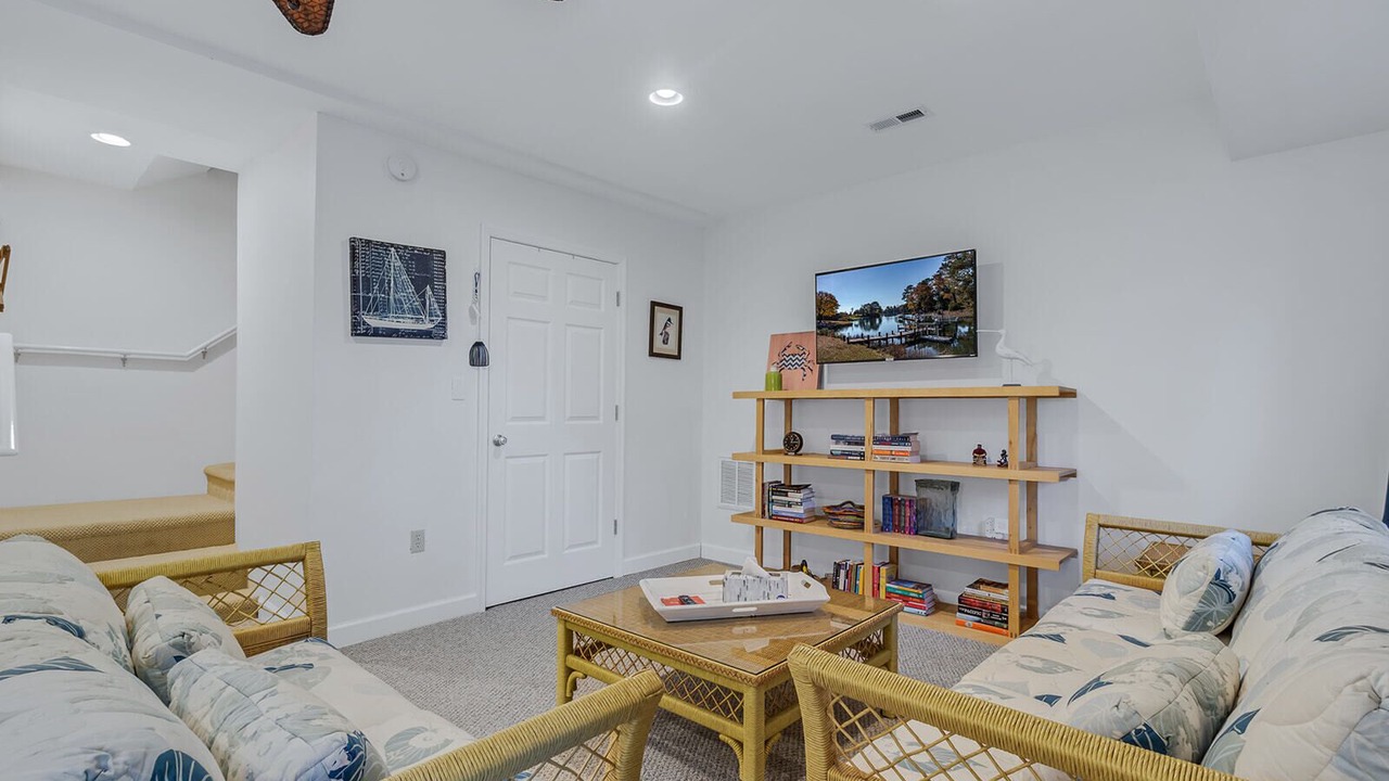 Photo of Livingroom in Weems