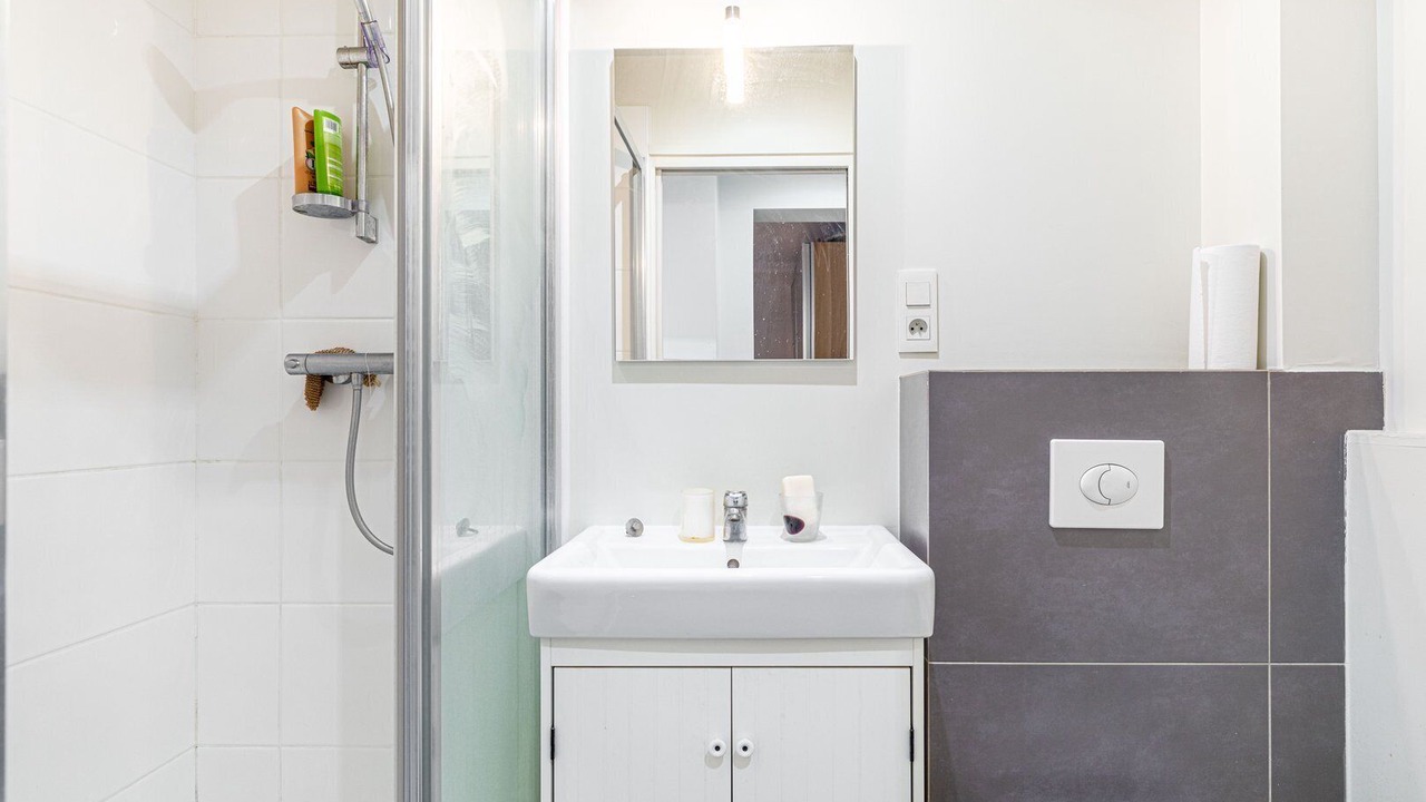 Photo of Bathroom in Porte-Saint-Martin