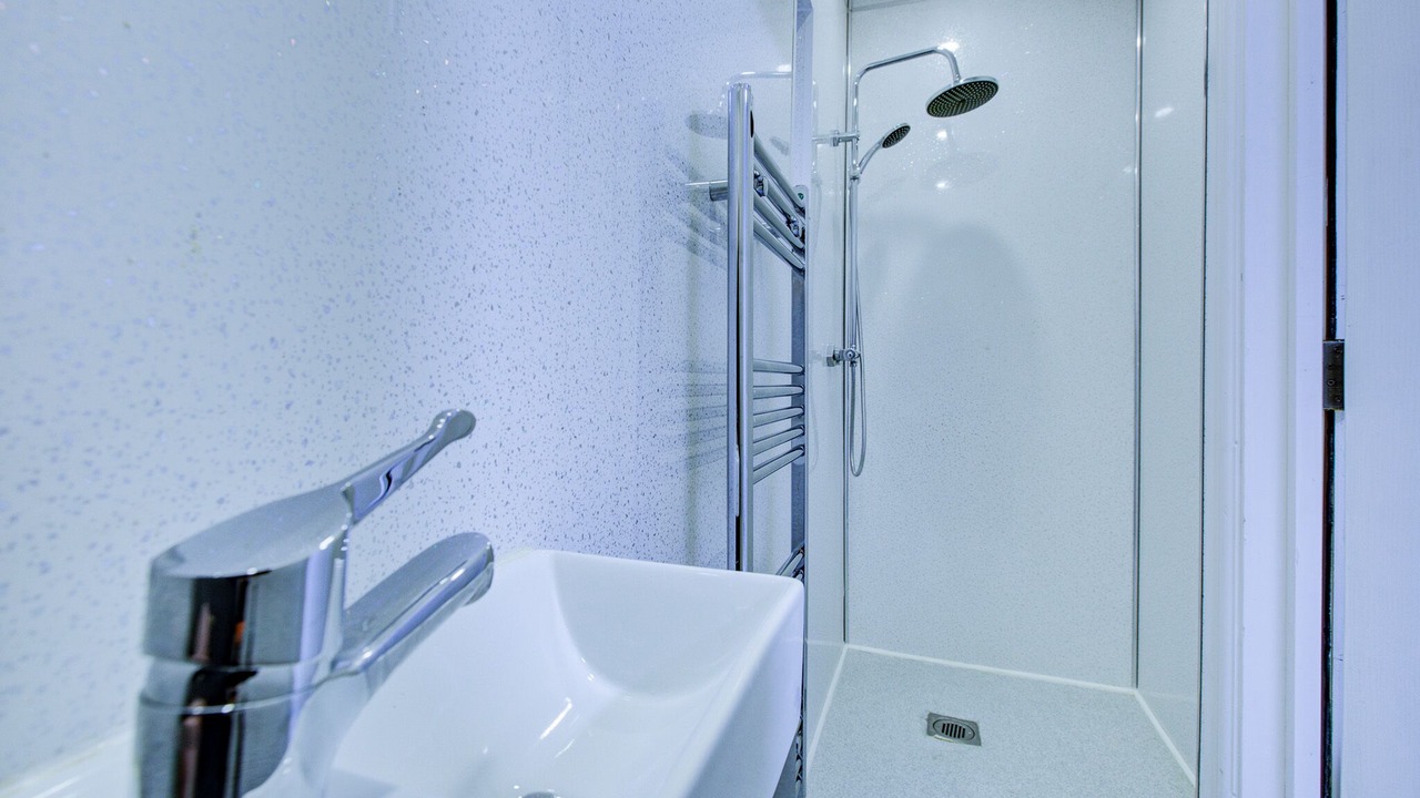 Photo of Others in Gooshays