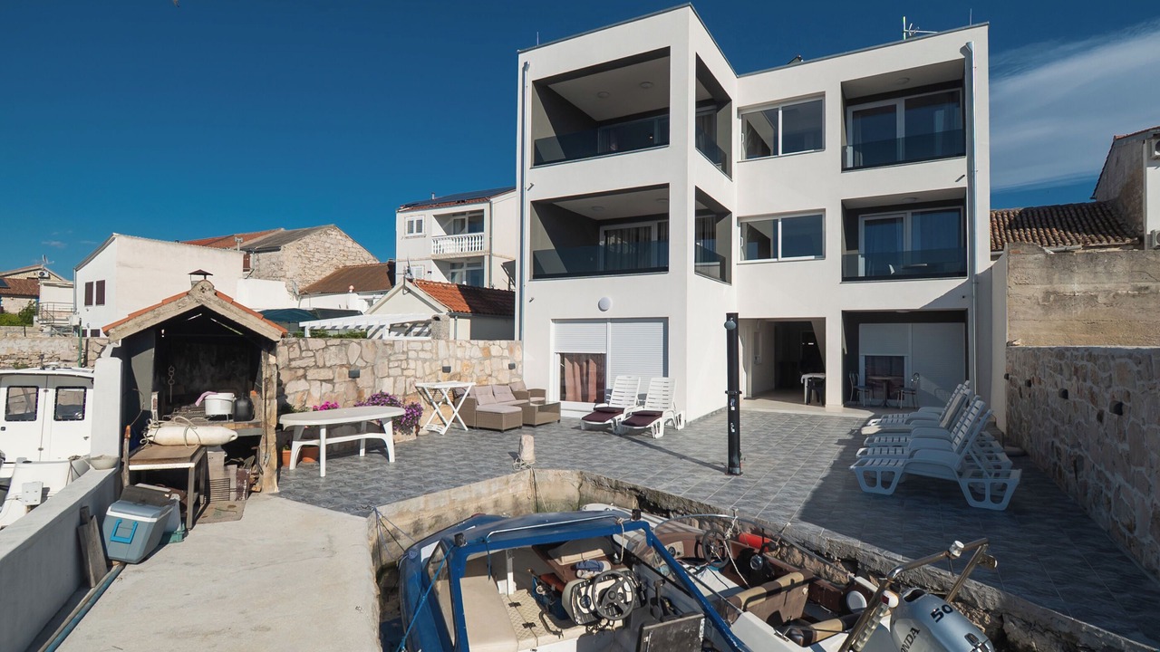 Photo of Outdoor in Betina