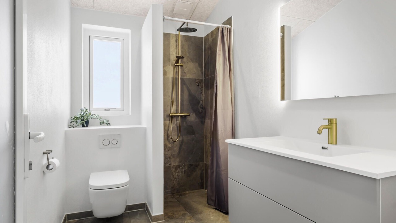 Photo of Bathroom in Hadsund