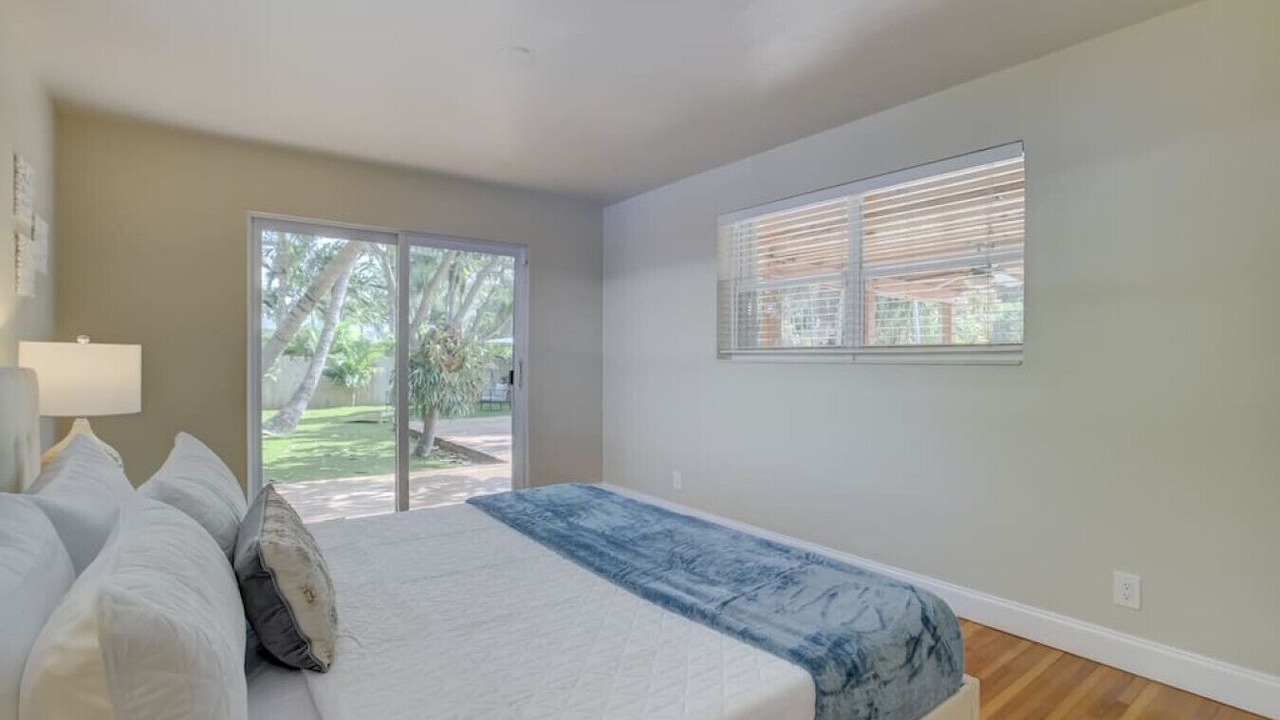 Photo of Bedroom in Lake Ridge