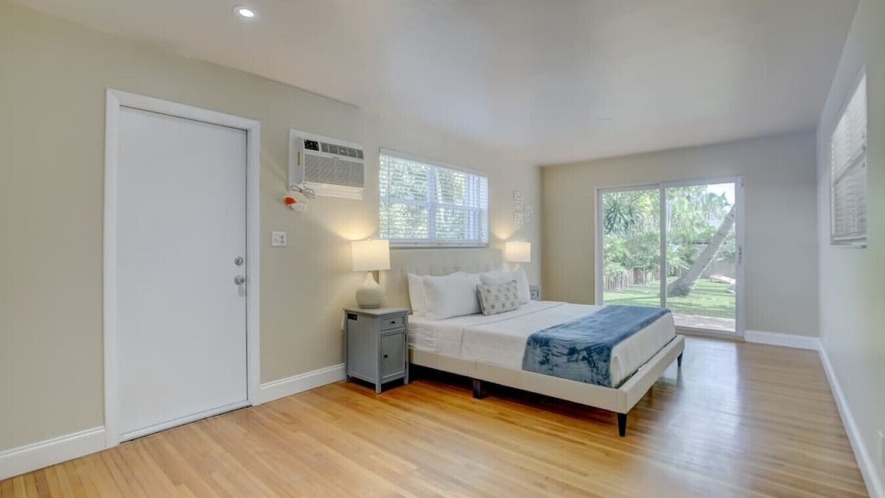 Photo of Bedroom in Lake Ridge