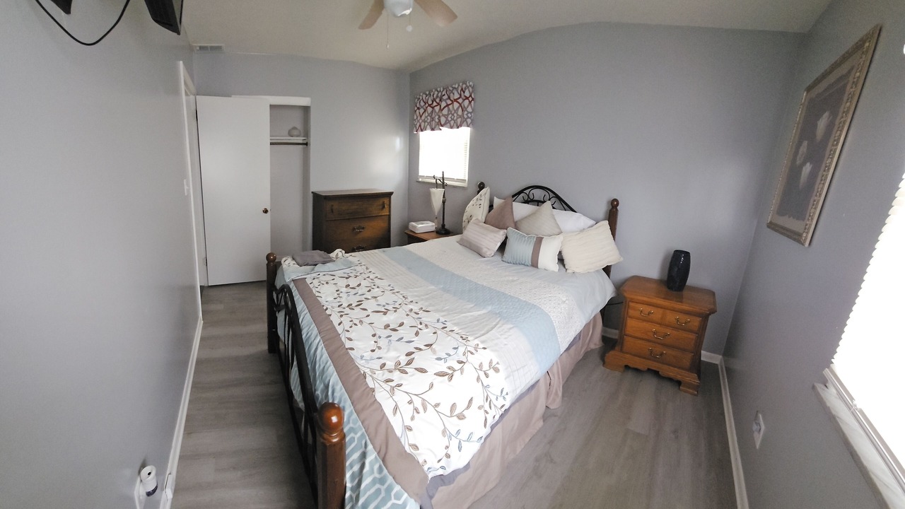 Photo of Bedroom in Akron