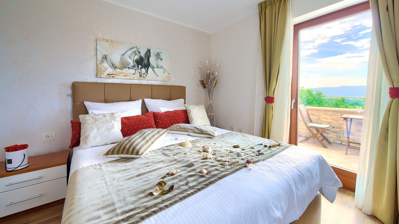 Photo of Bedroom in Salatic