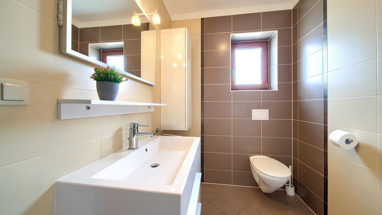 Photo of Bathroom in Salatic