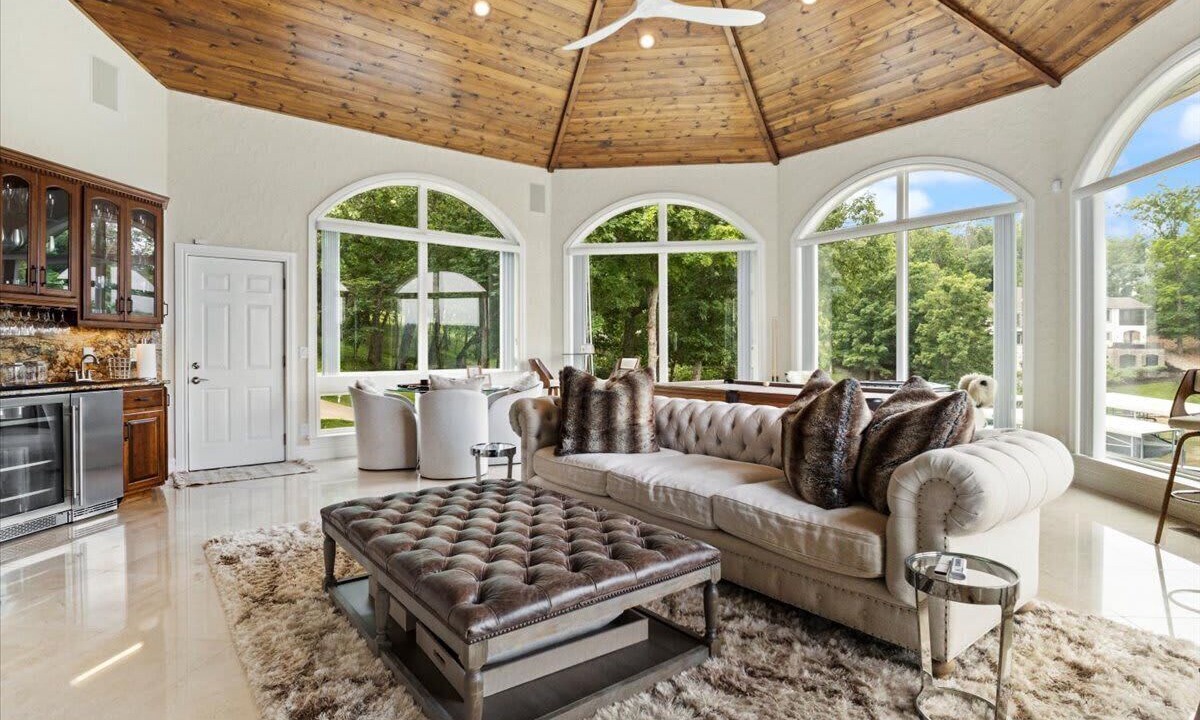 Photo of Livingroom in Osage Beach