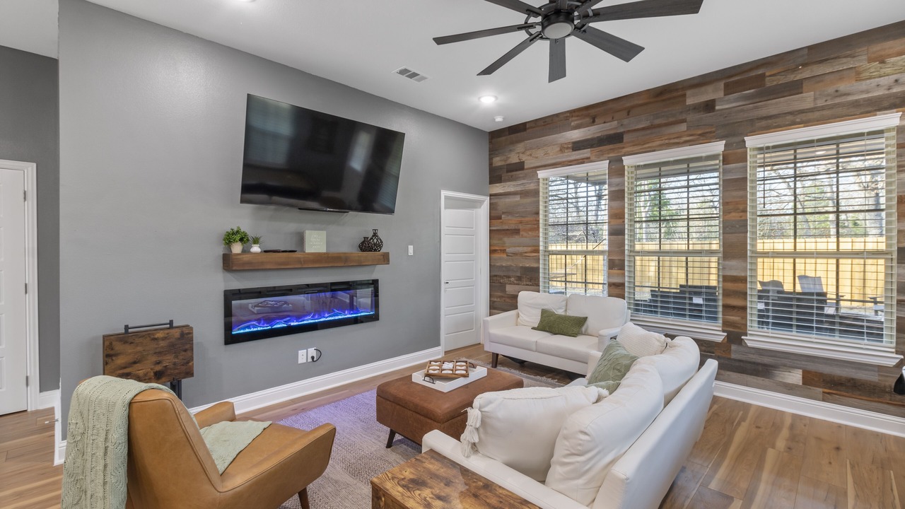 Photo of Livingroom in Carolyn Estates