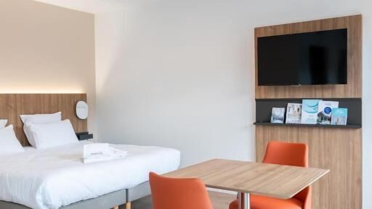 Photo of Bedroom in Haussonville-Blandan-Mon Desert-Saurupt
