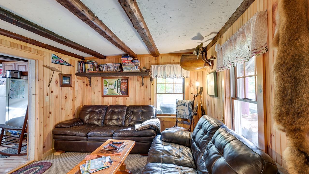 Photo of Livingroom in Oakfield