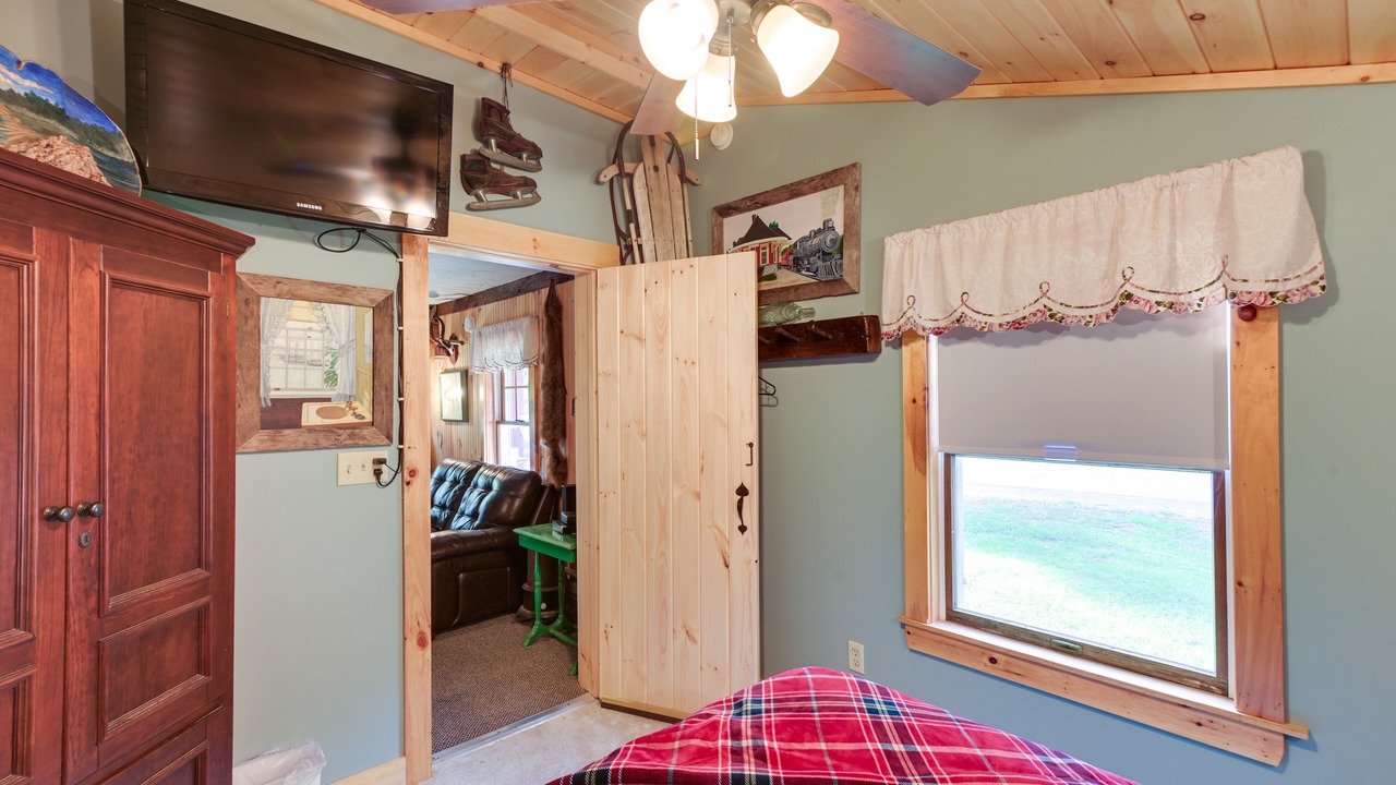 Photo of Bedroom in Oakfield