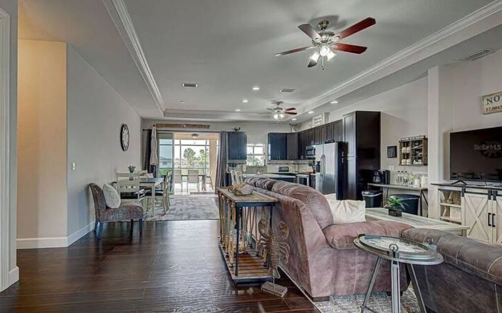 Photo of Livingroom in North Port