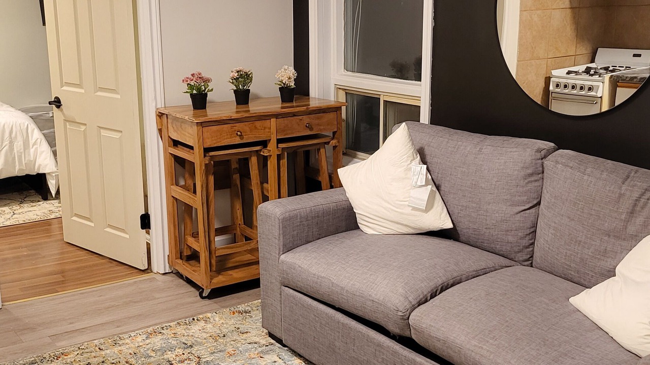 Photo of Livingroom in Vanier North