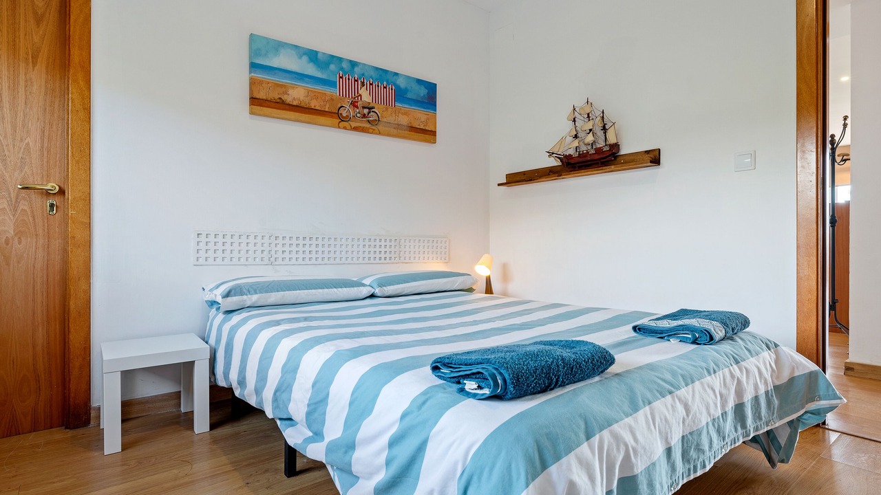 Photo of Bedroom in Riudecanyes