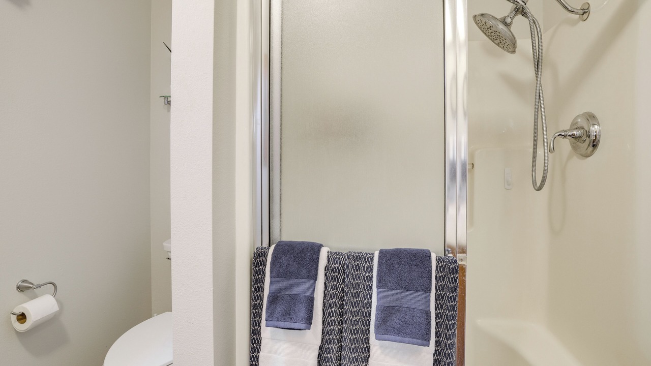 Photo of Bathroom in Grove