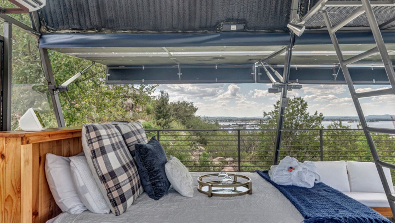 Photo of Bedroom in Cottonwood Shores