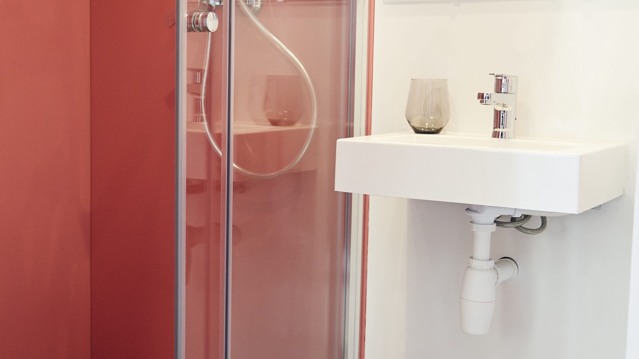 Photo of Bathroom in Anatole France Danton