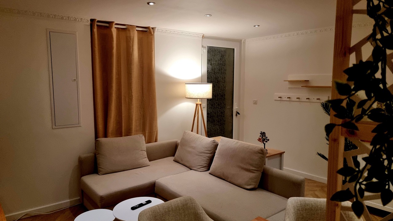 Photo of Livingroom in Montpon-Menesterol