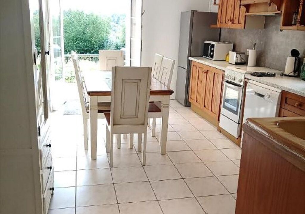 Photo of Kitchen in Saint-Michel-de-Montjoie