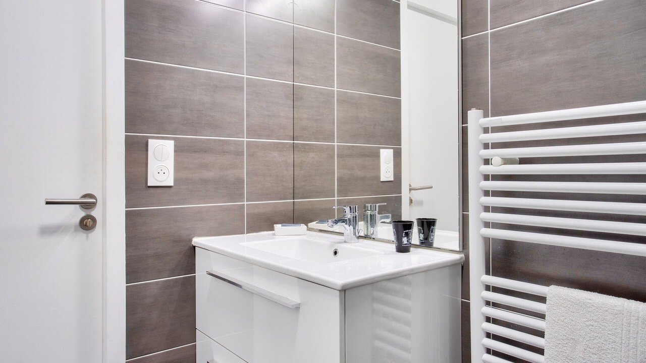 Photo of Bathroom in Republique - Les Ponts
