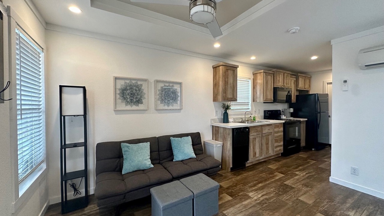 Photo of Livingroom in Highlands - Perkins
