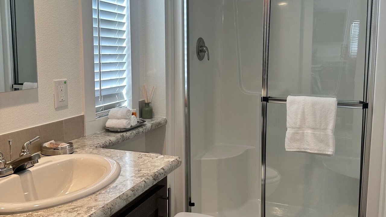 Photo of Bathroom in Highlands - Perkins