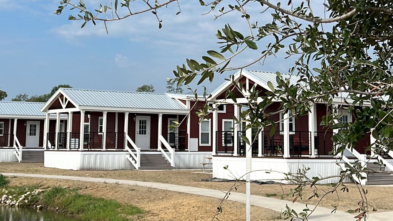 Photo of Outdoor in Highlands - Perkins