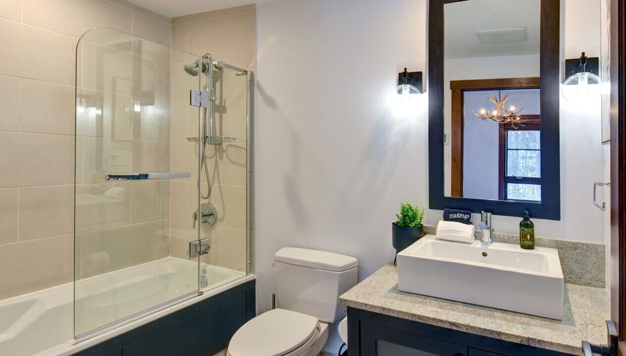 Photo of Bathroom in Versant Soleil