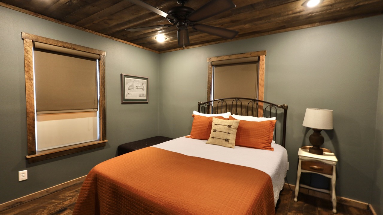 Photo of Bedroom in Glenwood