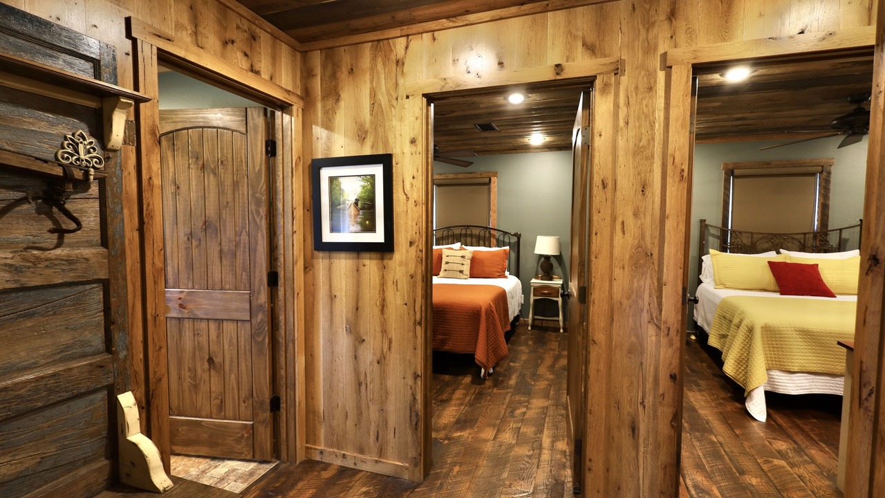 Photo of Bedroom in Glenwood