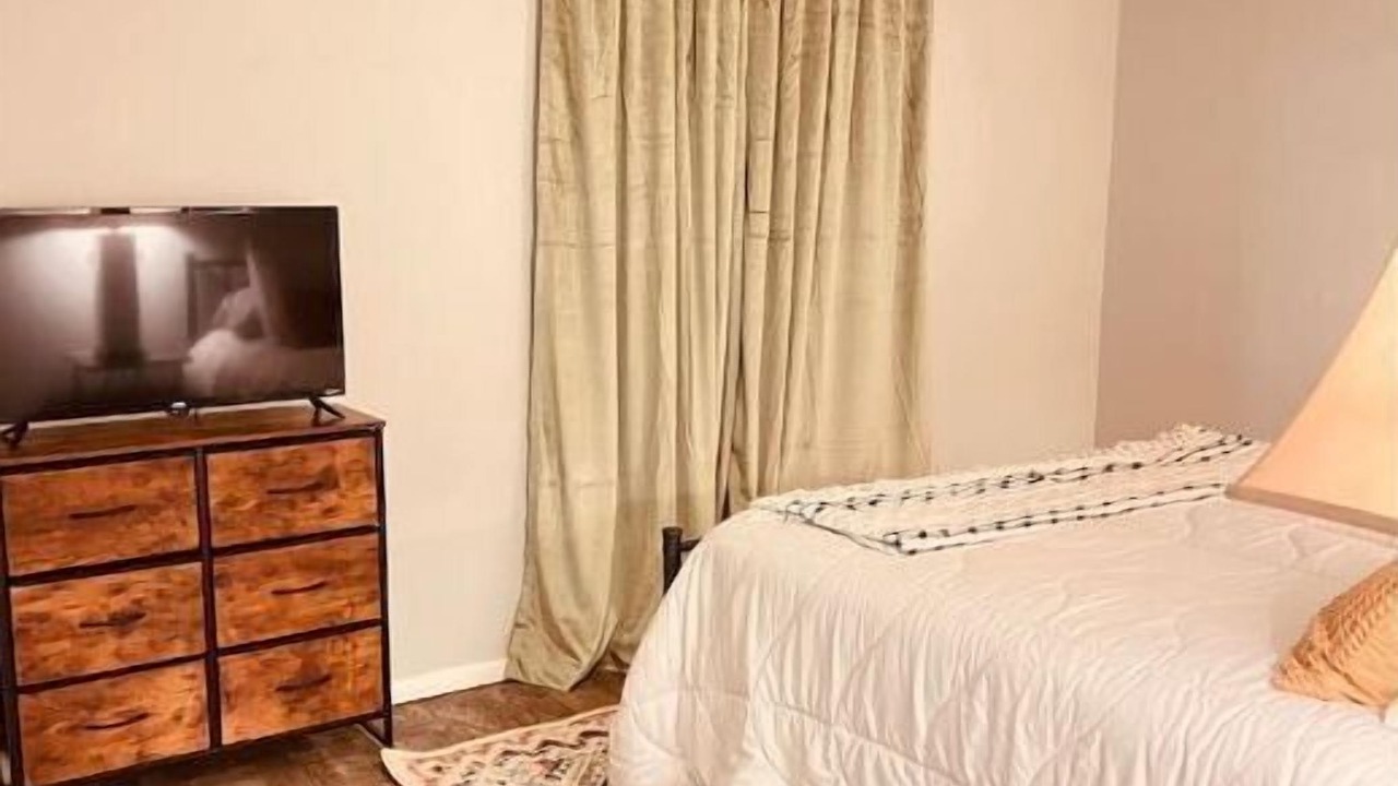 Photo of Bedroom in Norman