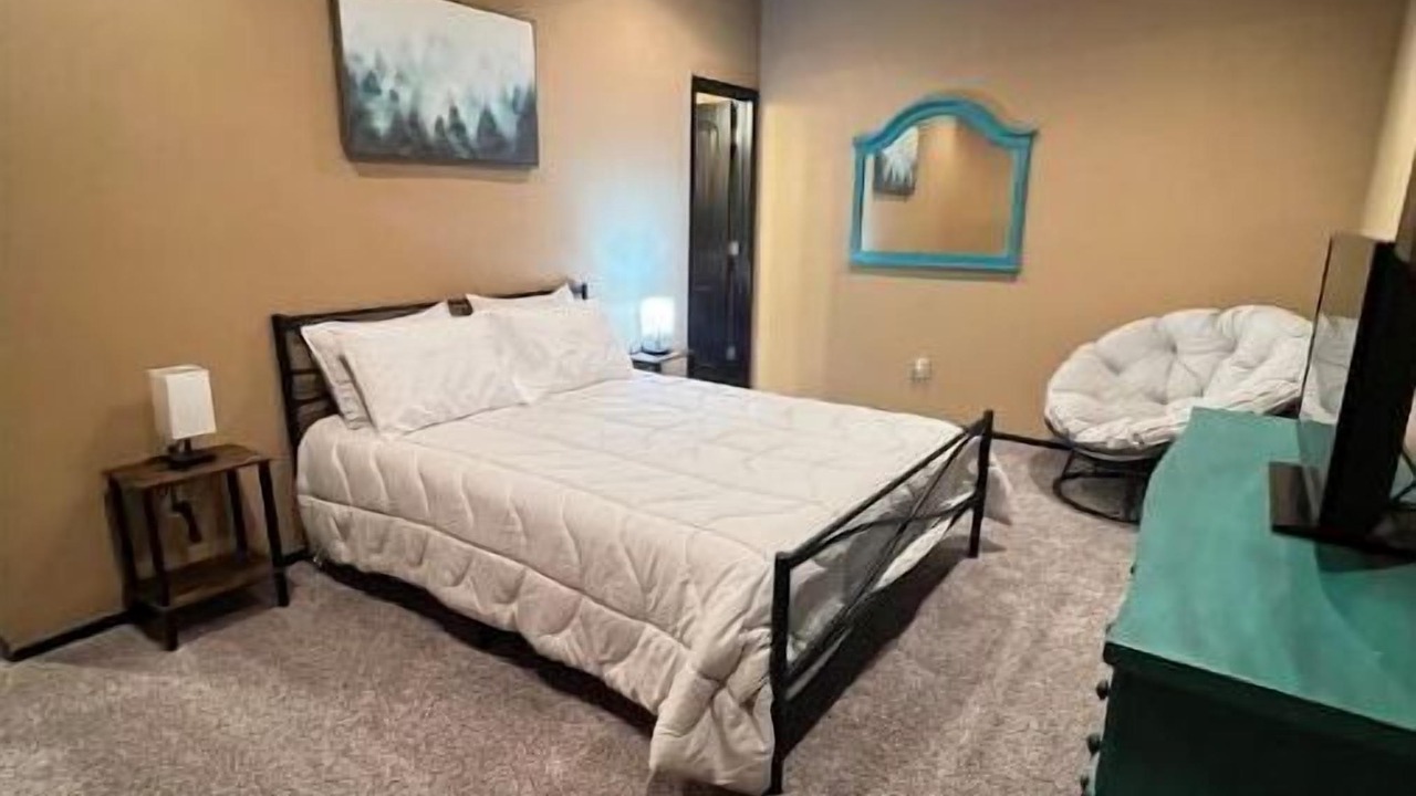 Photo of Bedroom in Norman