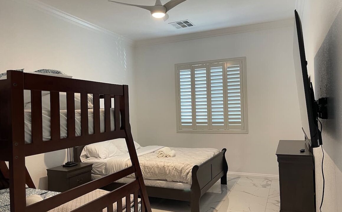 Photo of Bedroom in Enterprise