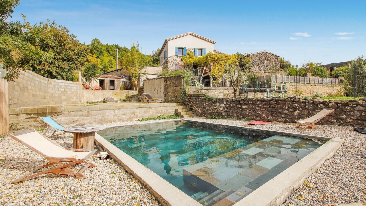 Photo of Outdoor in Darbres