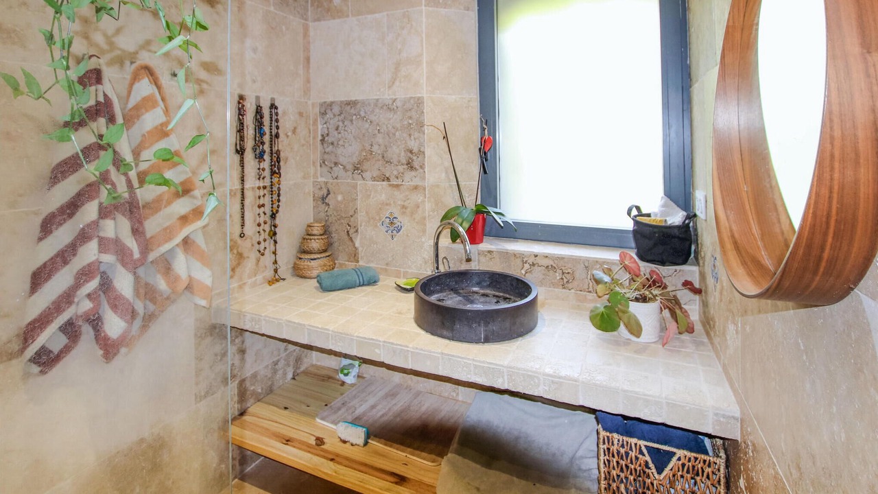 Photo of Bathroom in Darbres