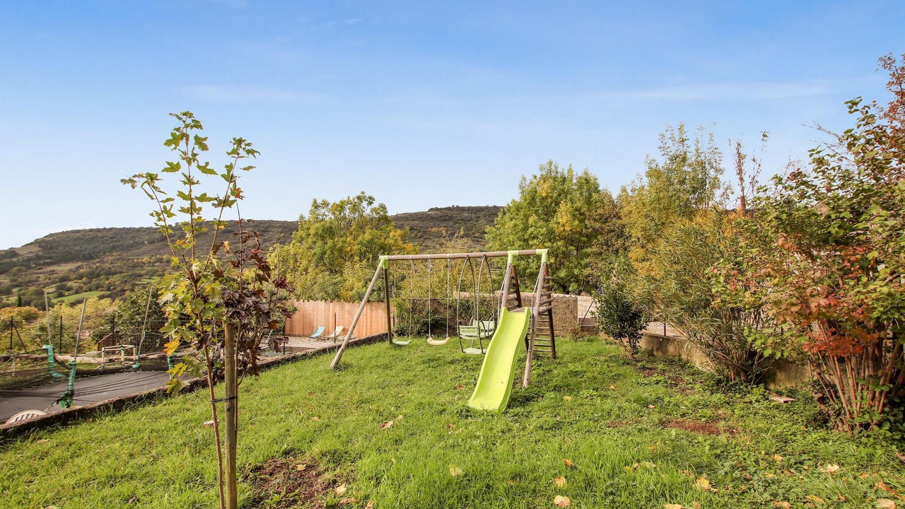 Photo of Others in Darbres