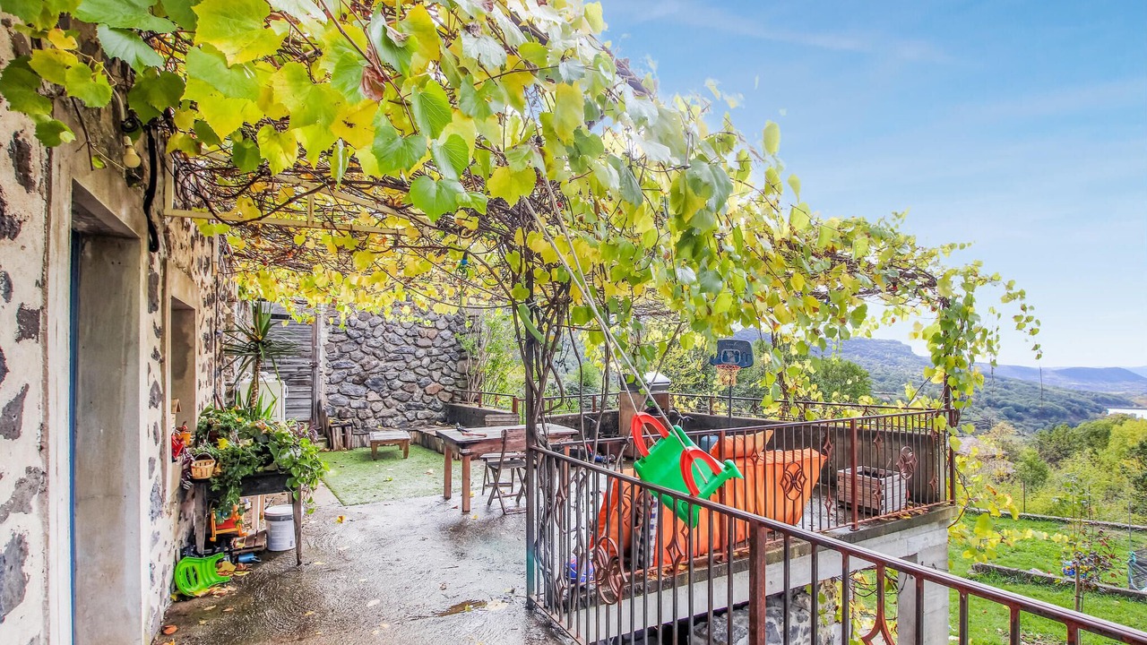 Photo of Others in Darbres