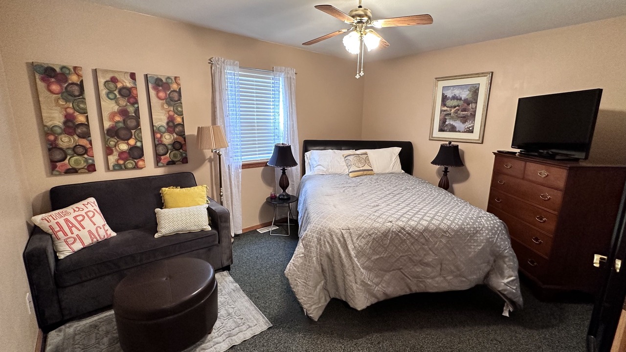 Photo of Bedroom in Marion