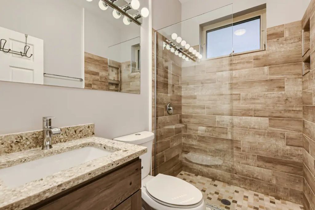Photo of Bathroom in Woodlawn