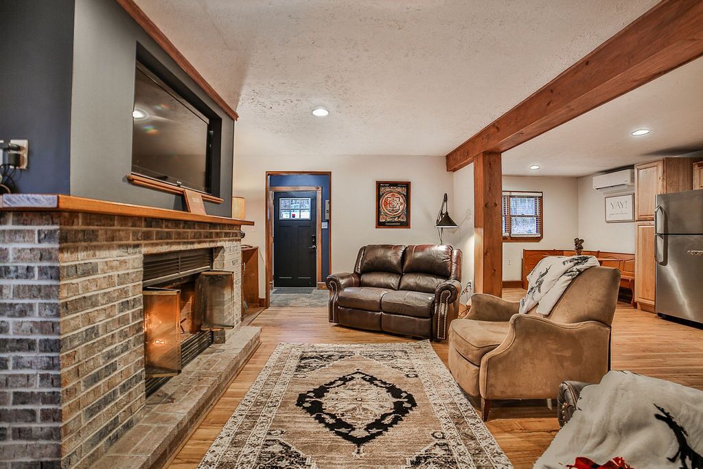 Photo of Livingroom in Great Valley