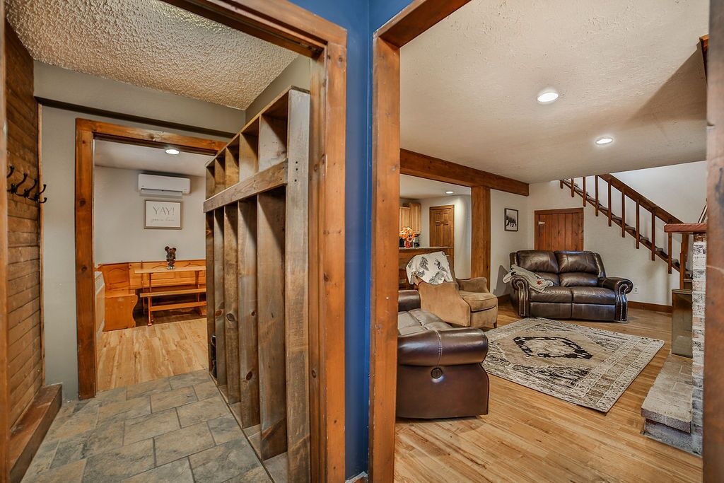Photo of Livingroom in Great Valley