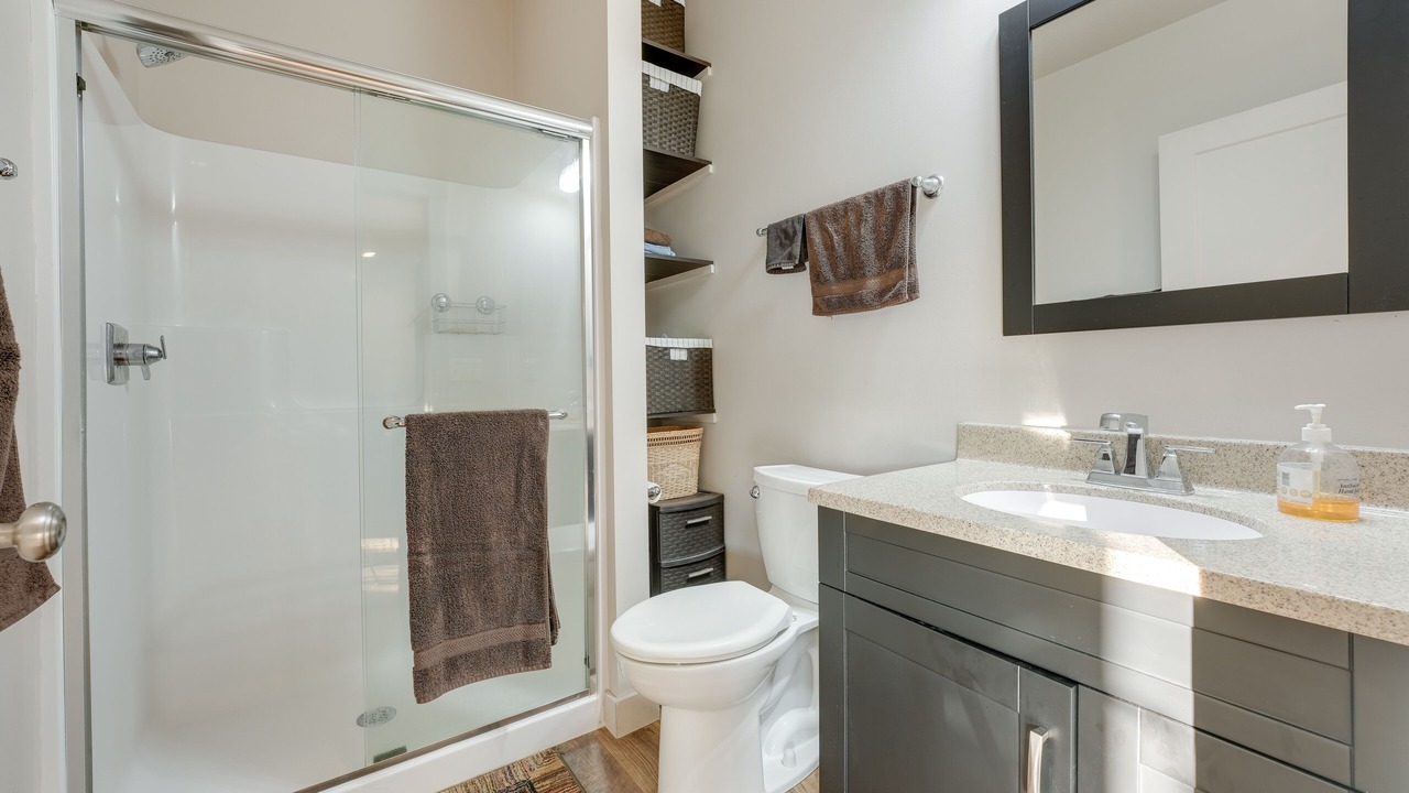 Photo of Bathroom in White Pigeon