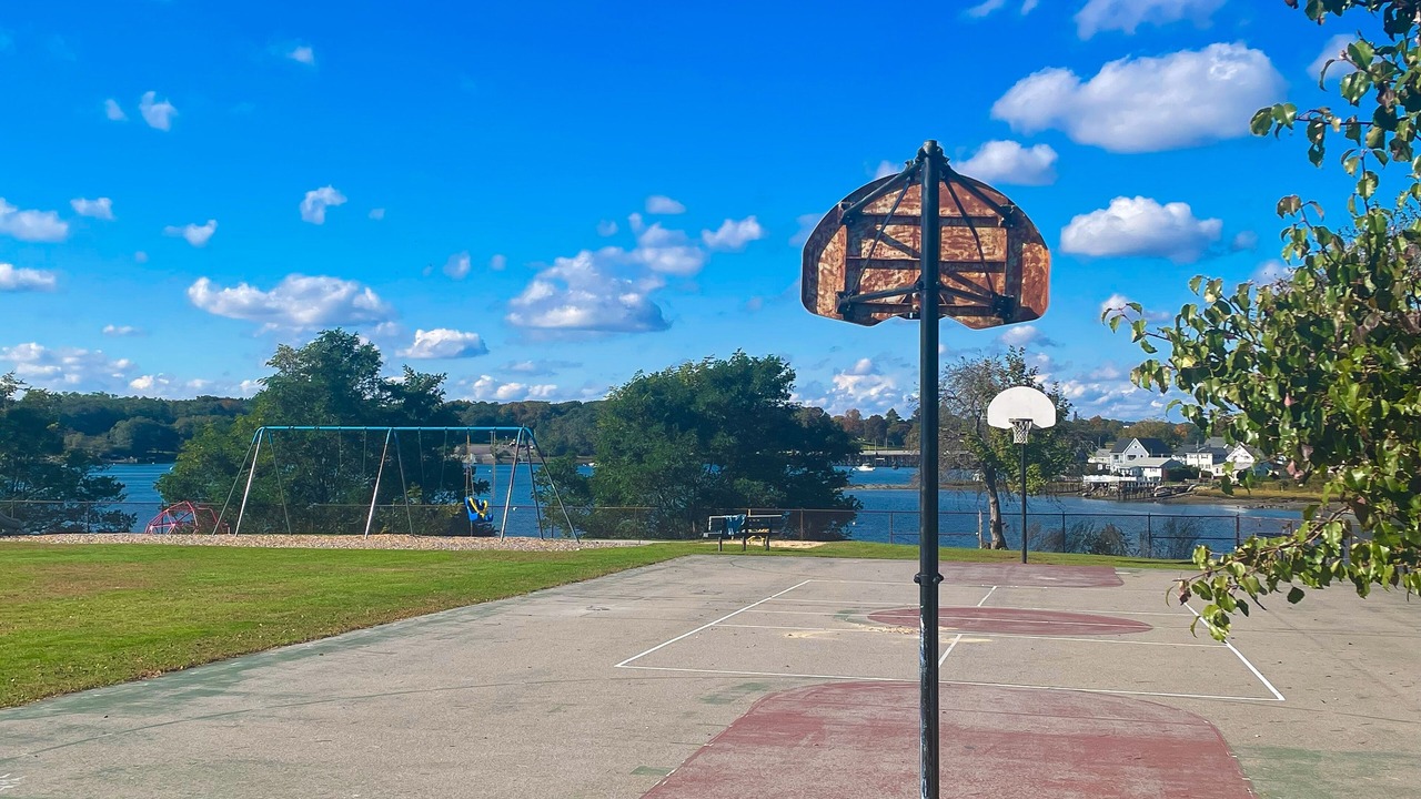 Photo of Others in Beverly