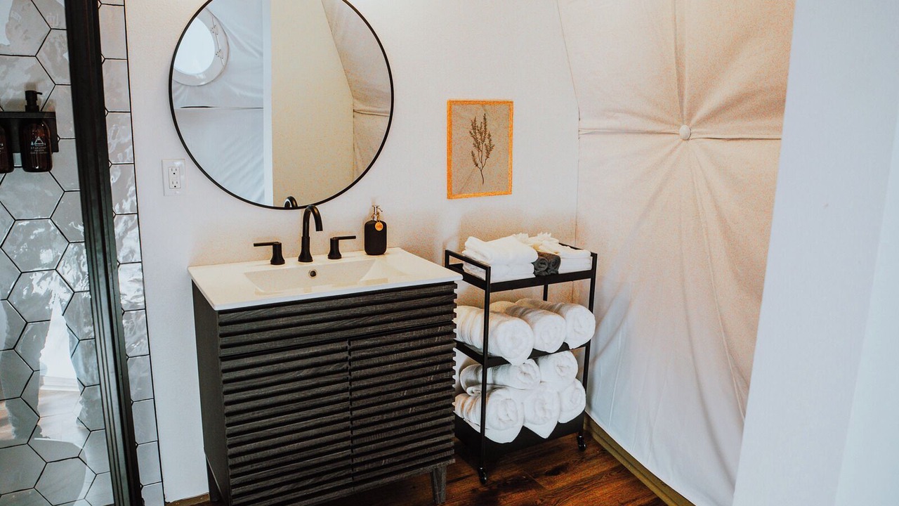 Photo of Bathroom in Mid America